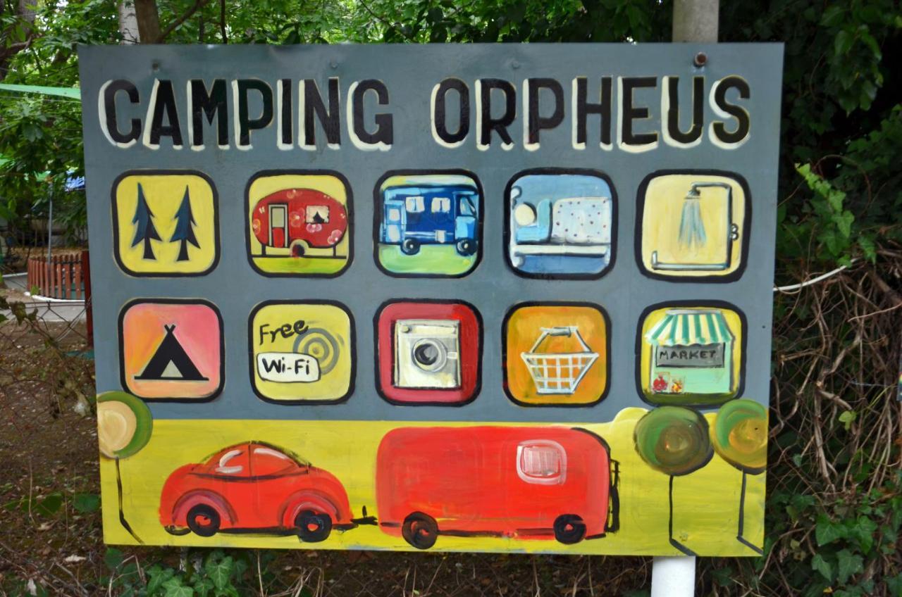 Camping Orpheus Apartments 内奥斯潘特雷蒙纳斯 外观 照片